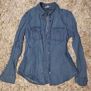 Chambray or jean shirt